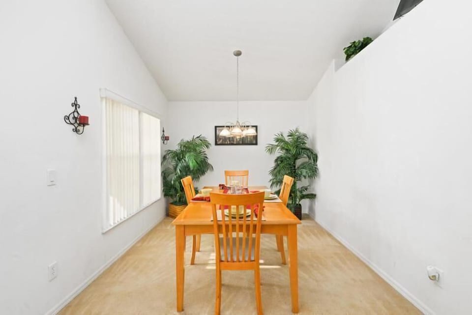 Dinning area 