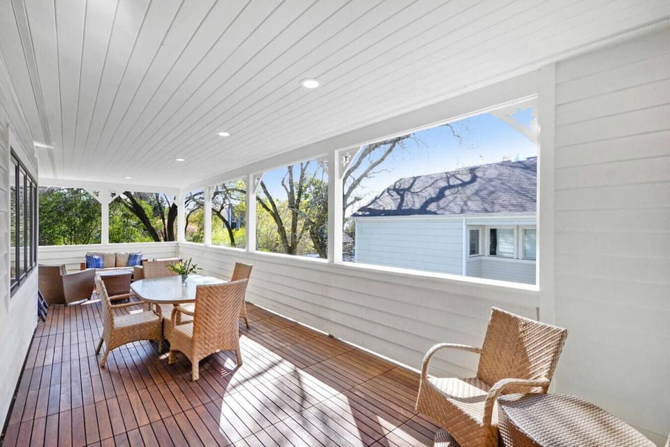 Upstairs deck