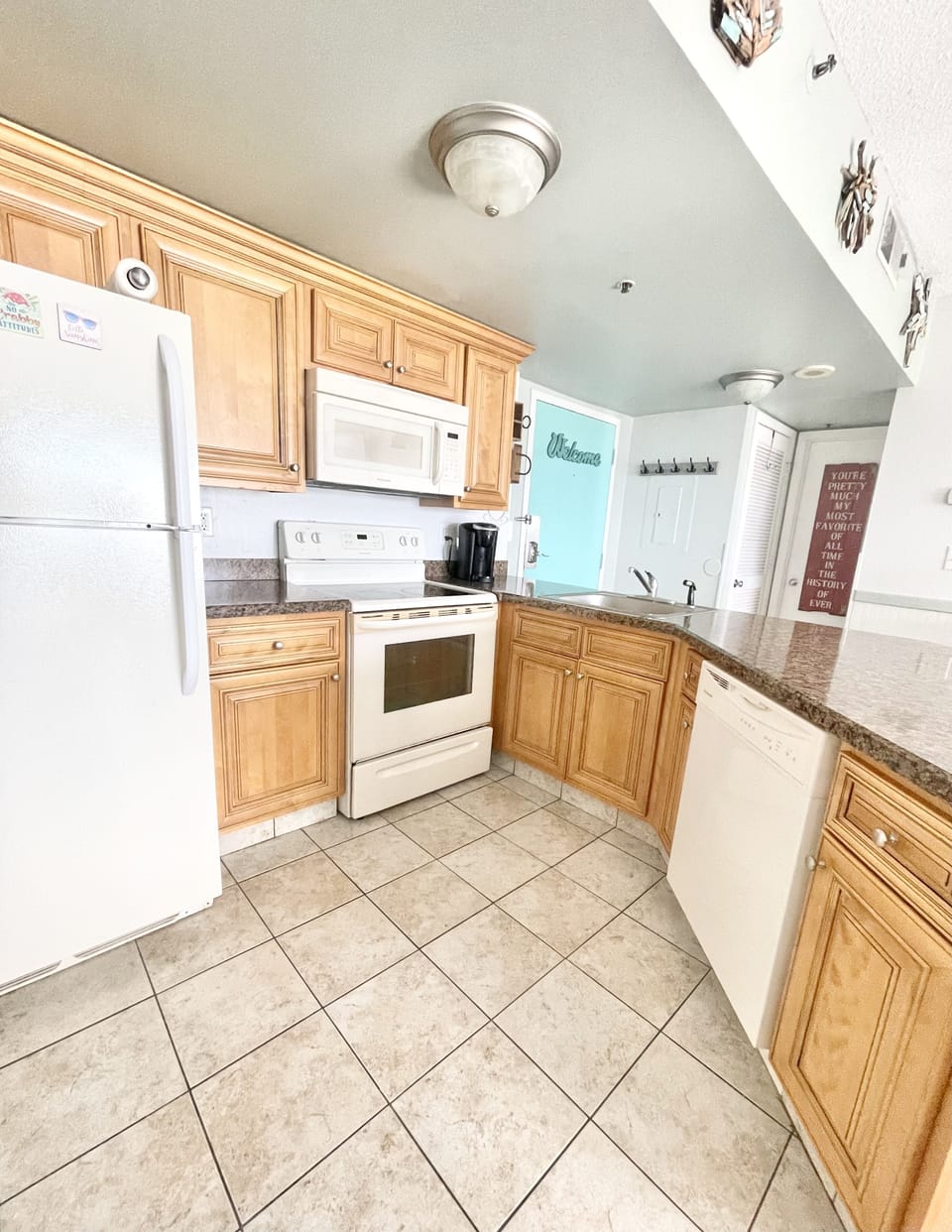 Fully equipped kitchen 