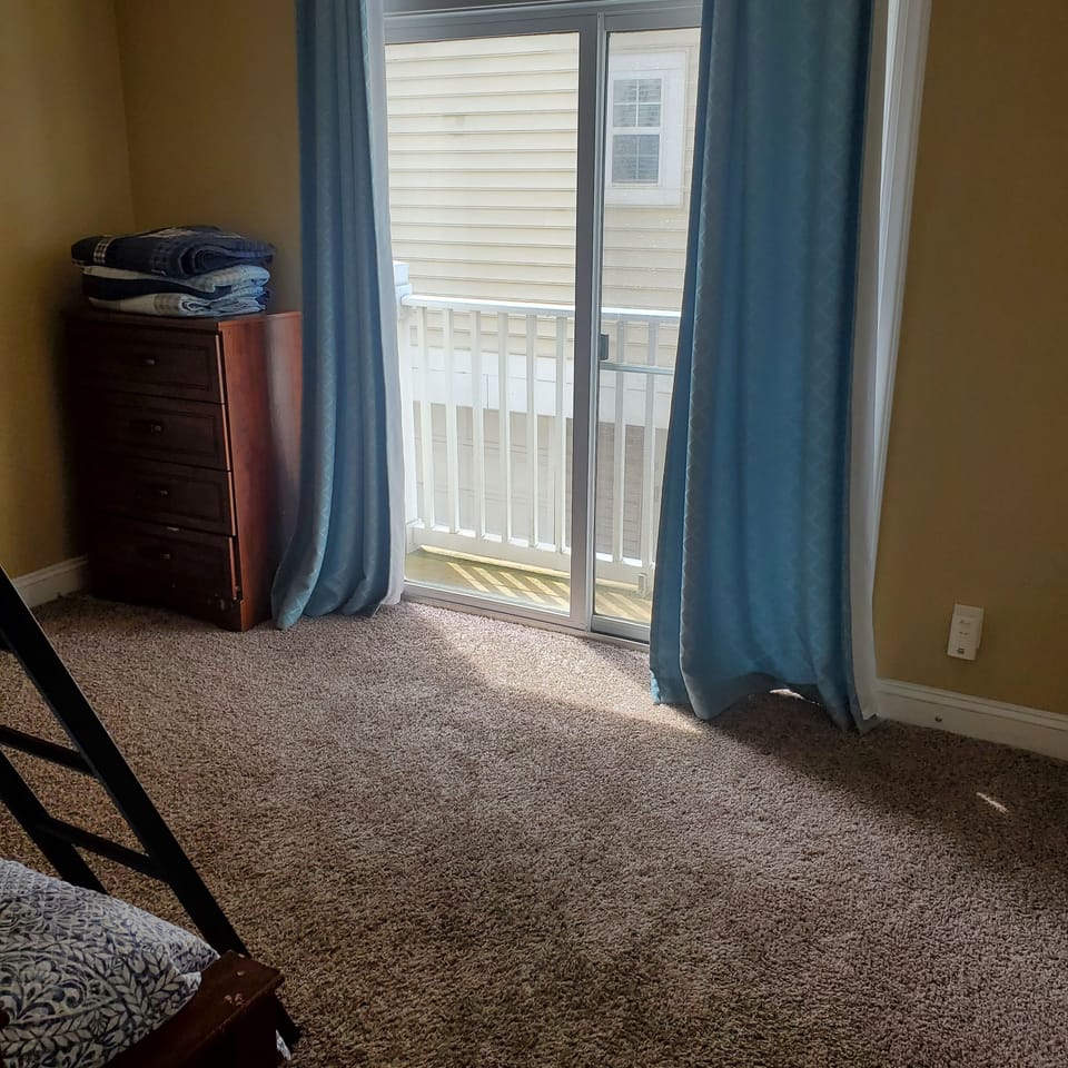 Room with Pyramid Bunkbed and Trundle bed