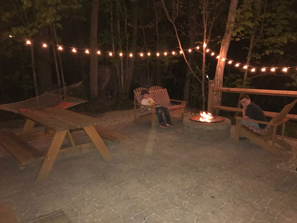 Patio,fire pit, BBQ, hammock, picnic table