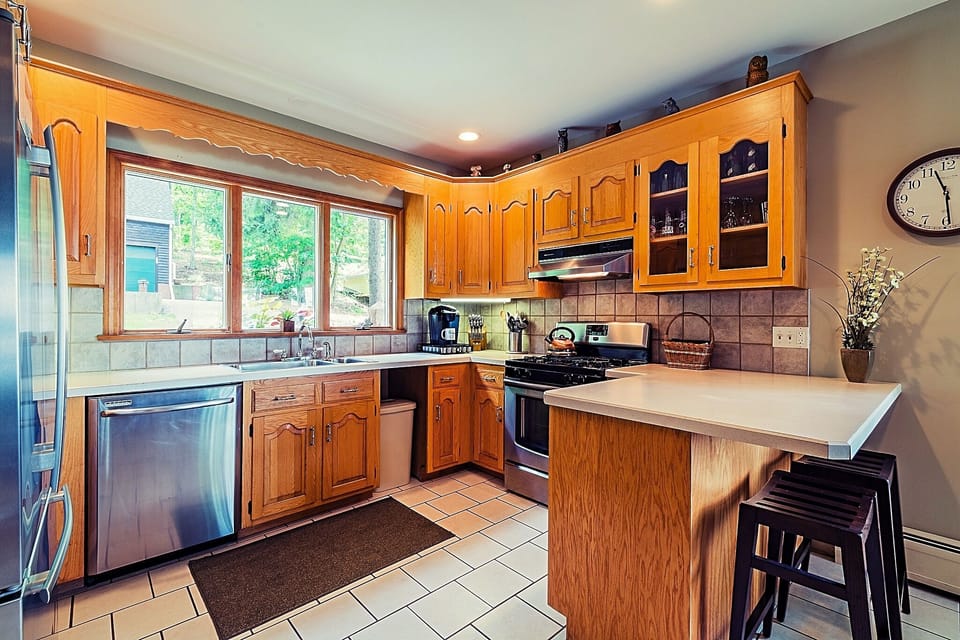Gas cooking, Cuisinart pots & pans, Hydroflask stainless pints & Tervis tumblers