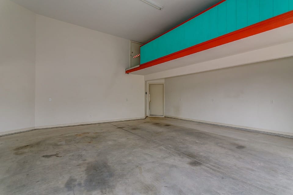 2 Car Over-sized Garage