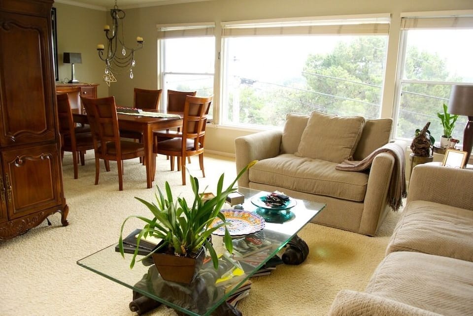 Living room Dinning room