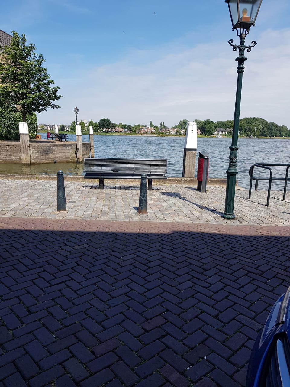 Vioew on quai with seat