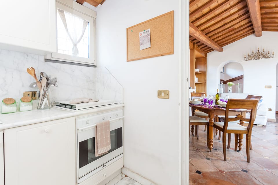 The kitchen is totally equipped to prepare meals