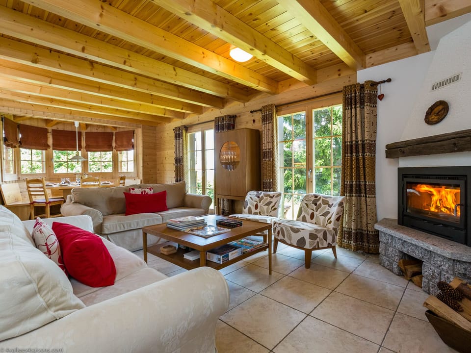 Living-dining room