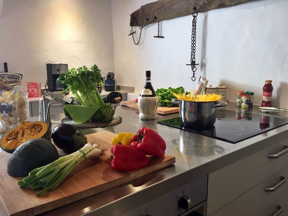 Fully equipped kitchen. Try our great Chef for a dinner or a cooking lessons!