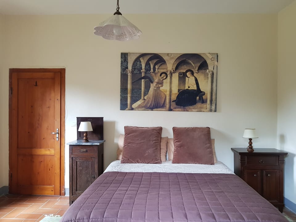 Dual aspect double bedroom