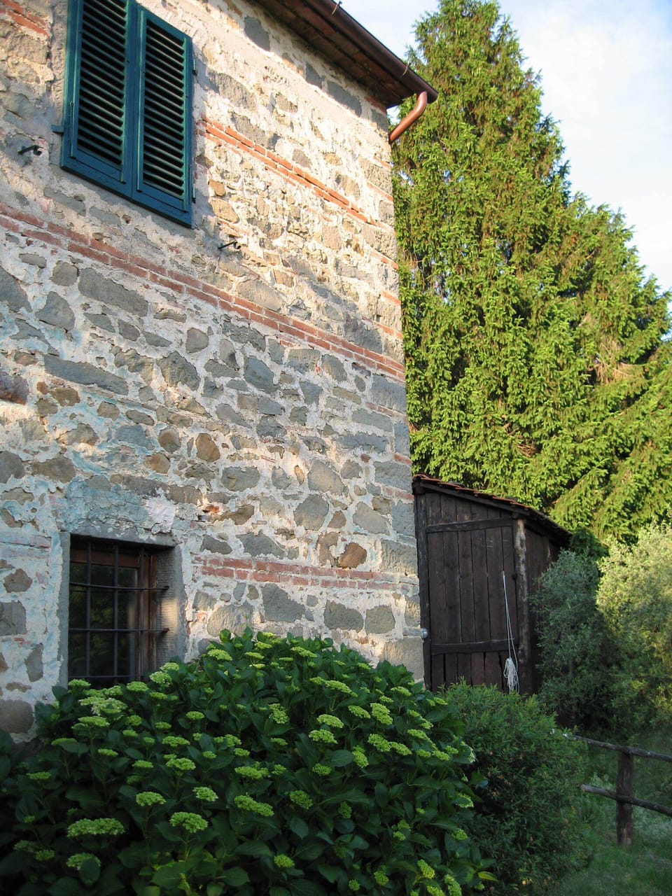 Side of Il Rivo towards cabana