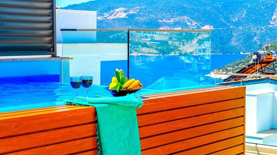 Sea view from the roof terrace plunge pool. 