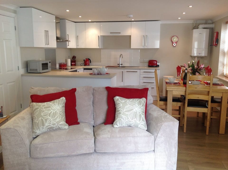 kitchen/diner/sitting room