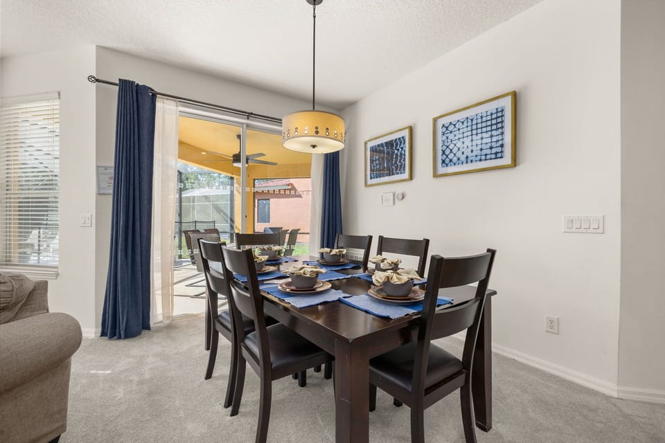 Large formal dining area - where better to have your dinner party ?
