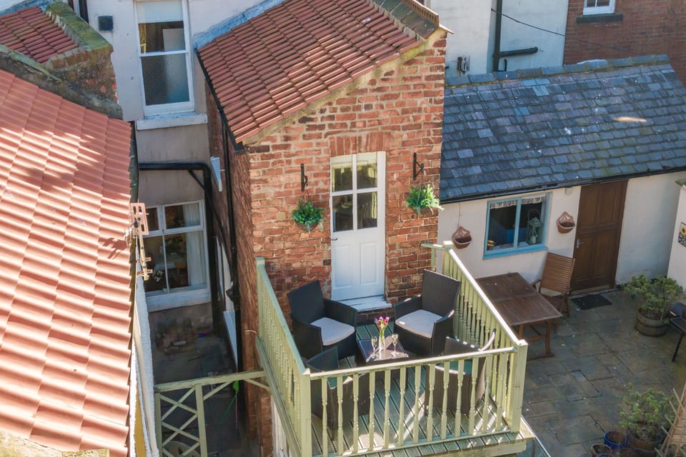First floor balcony