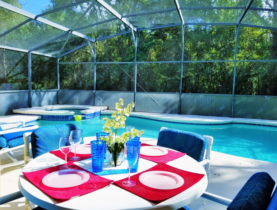 Breakfast on the Lanai