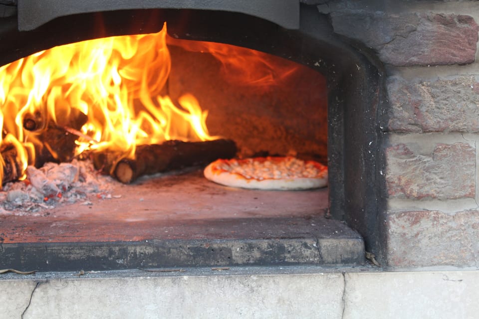 The pizza Oven
