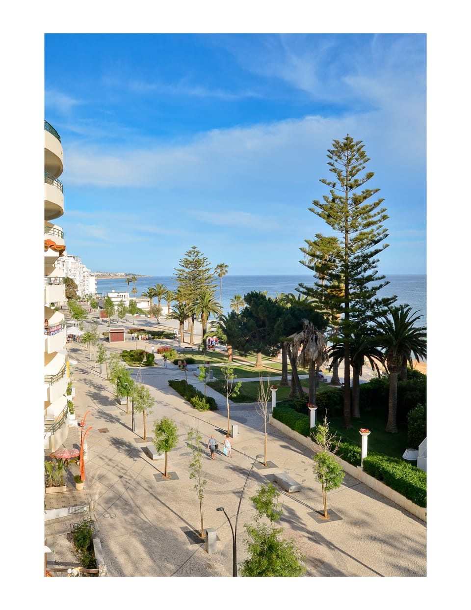 Sea View Family Apartment, Beachfront, Walk Everywhere, Prime Location, Algarve Apartment in Faro District