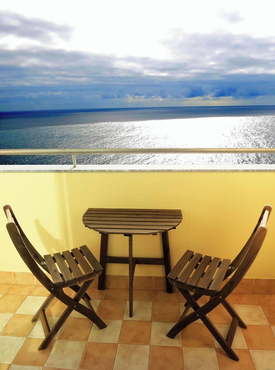 How about a nice breakfast by the sea?