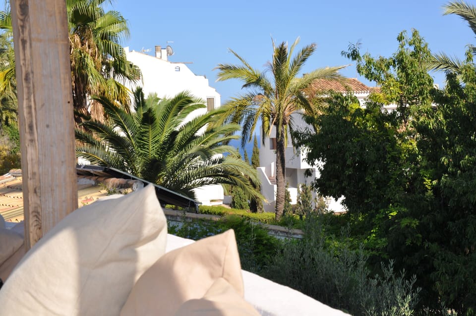 THE SIEW VIEW FROM THE "CHILL OUT"SOFA ON THE TERRACE!