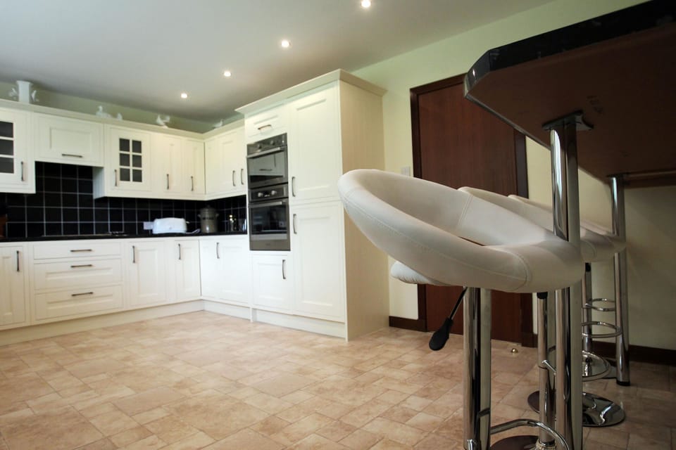 Breakfast Bar