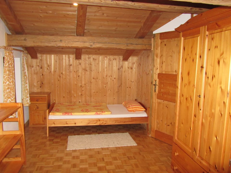 Bedroom 2 (other side)