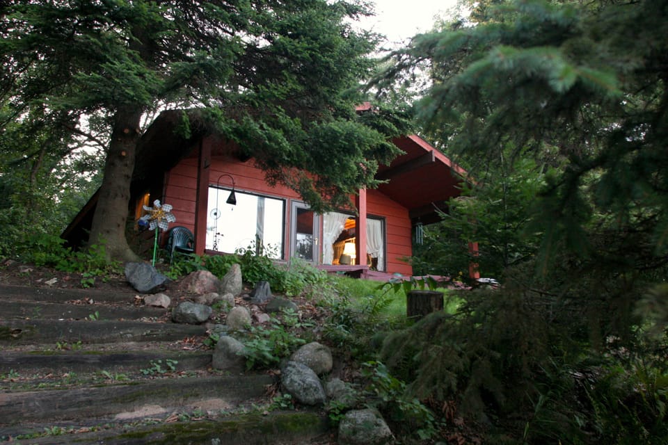 the railroad tie stairway up to the house from the dock