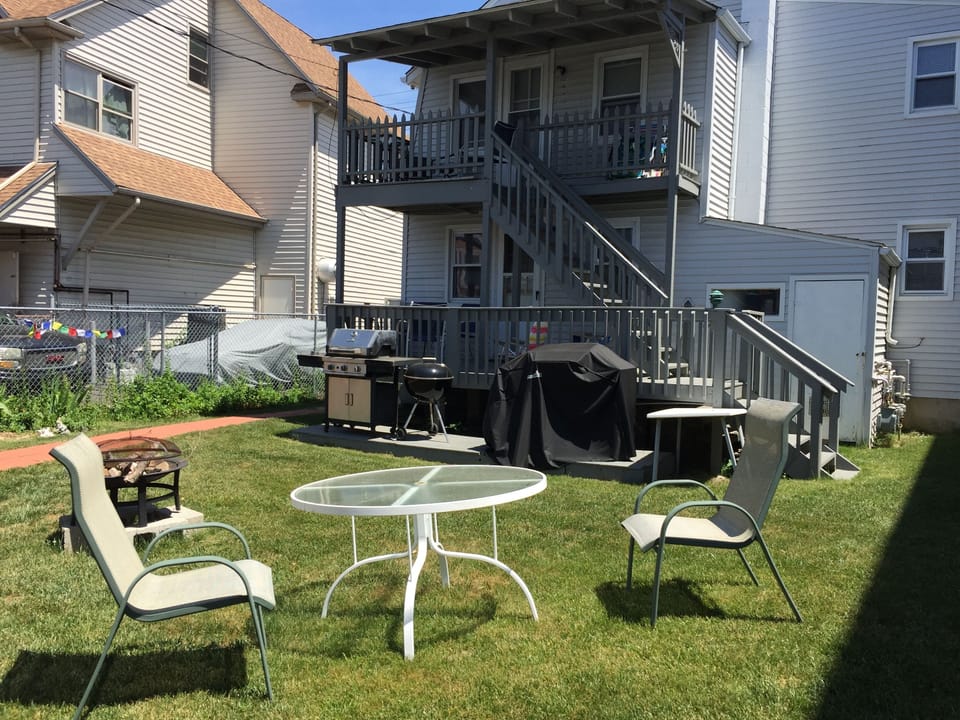 enjoy private backyard w grill too!