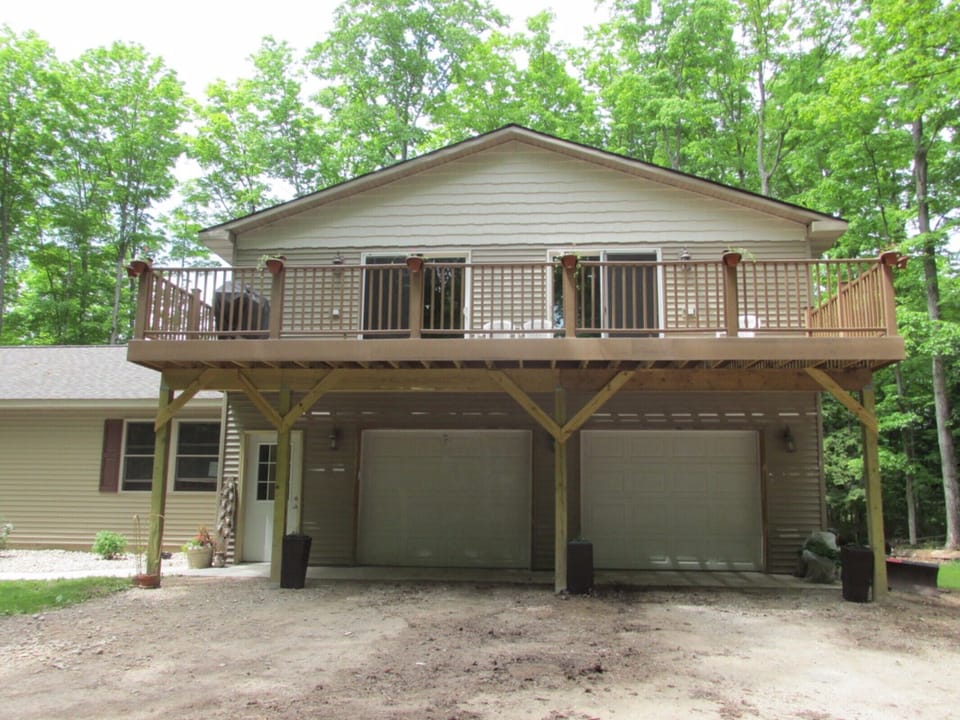 Guest House - Upper floor