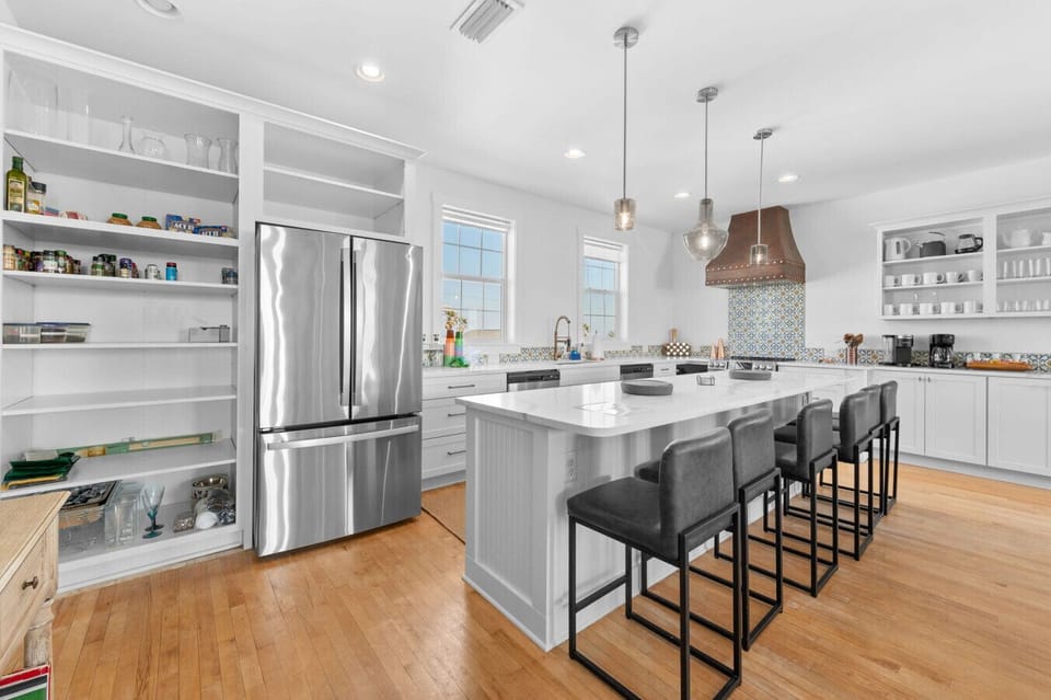 Kitchen on your left