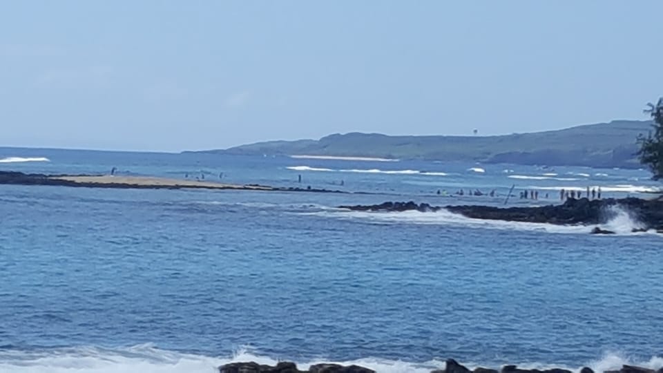 10 minutes to Poipu Beach for safe snorkeling and swimming.