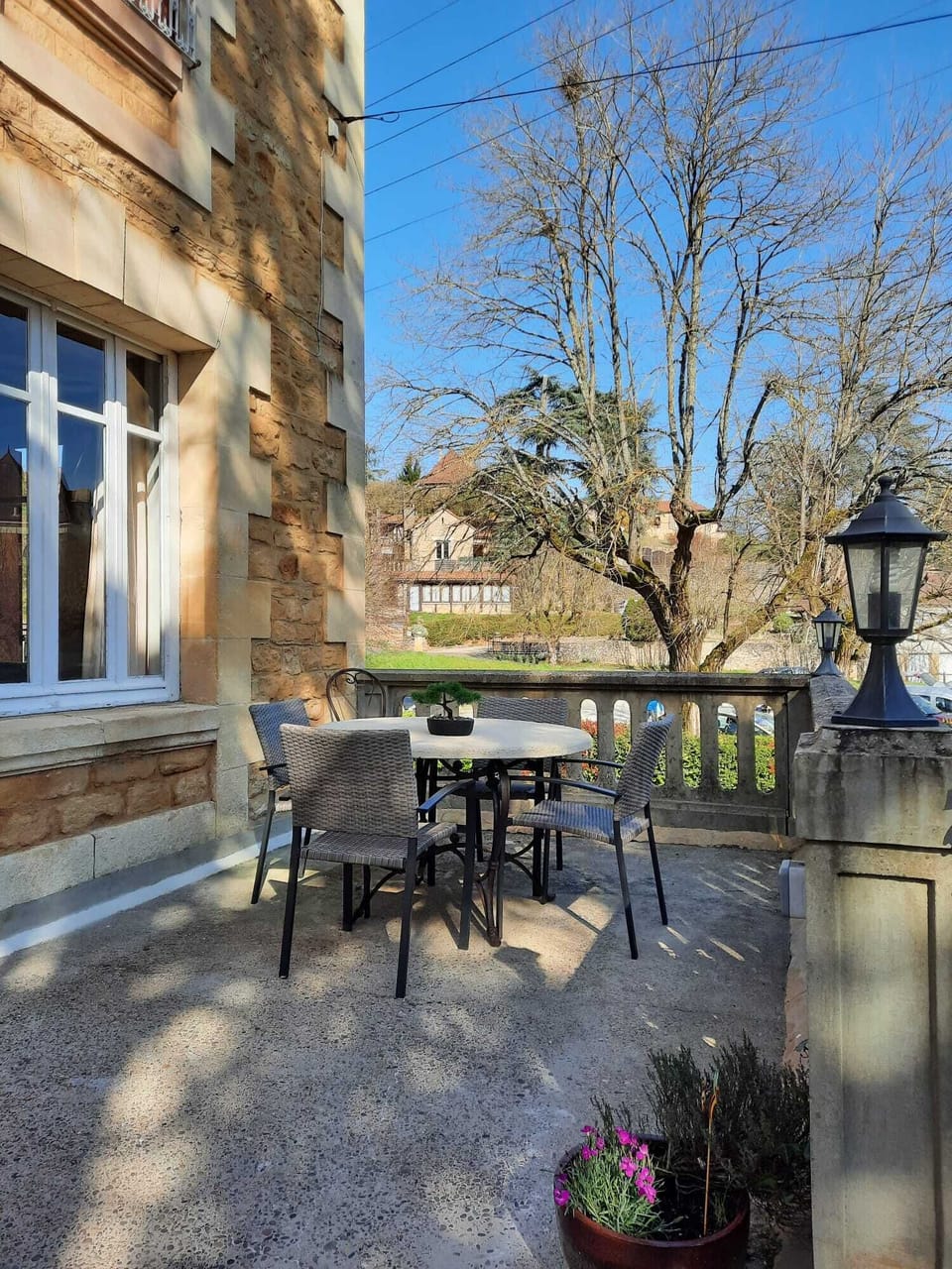 Front terrace