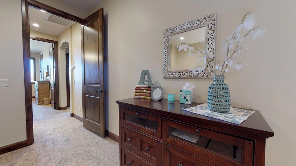 Third master suite