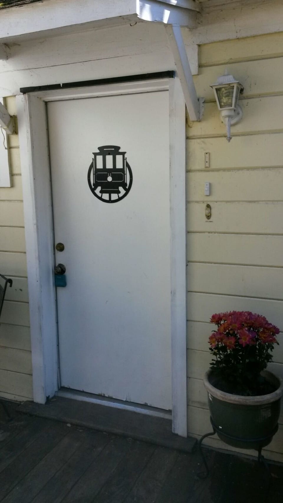 Exterior Entry