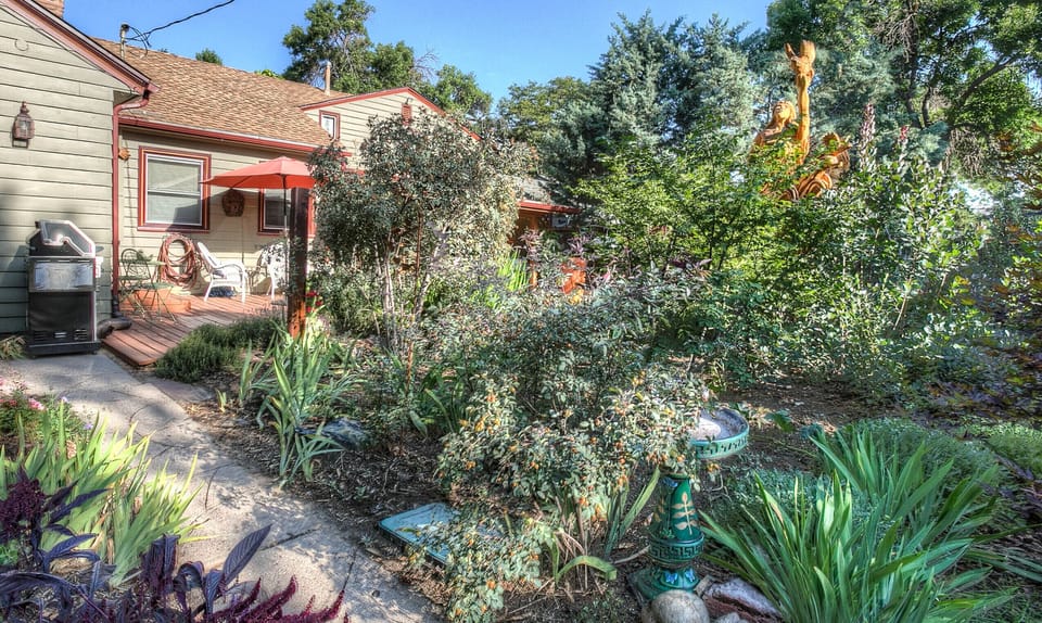 Down the garden path to your Guest house
