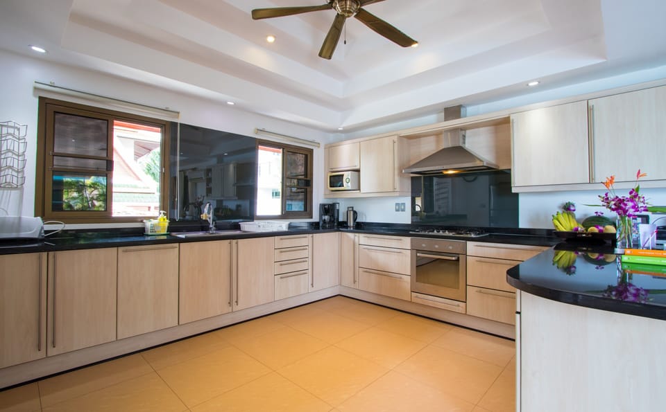 Huge modern fitted kitchen