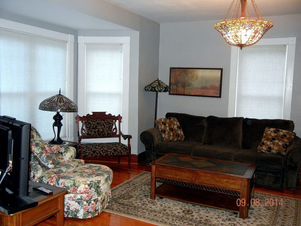Living room includes 32' flat screen, DVD player, Wii to access Amazon Prime.
