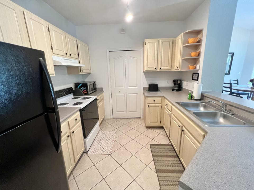 Microwave, Stove, Dishwasher, Coffee Maker ......