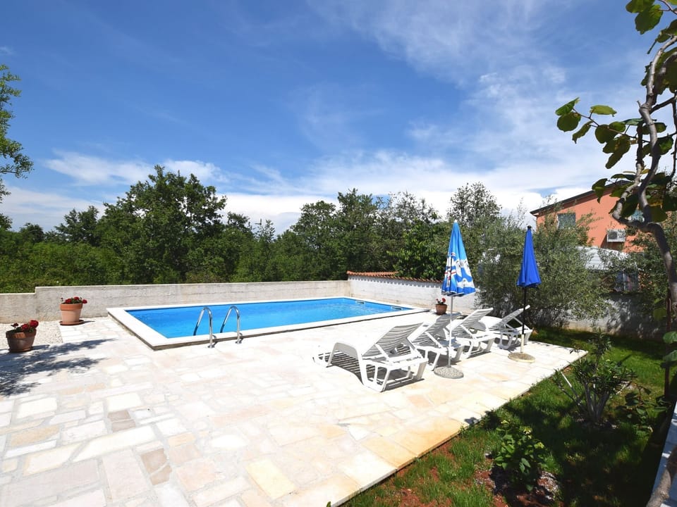 Holiday Home Swimming Pool