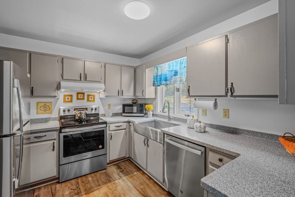 Bright kitchen!