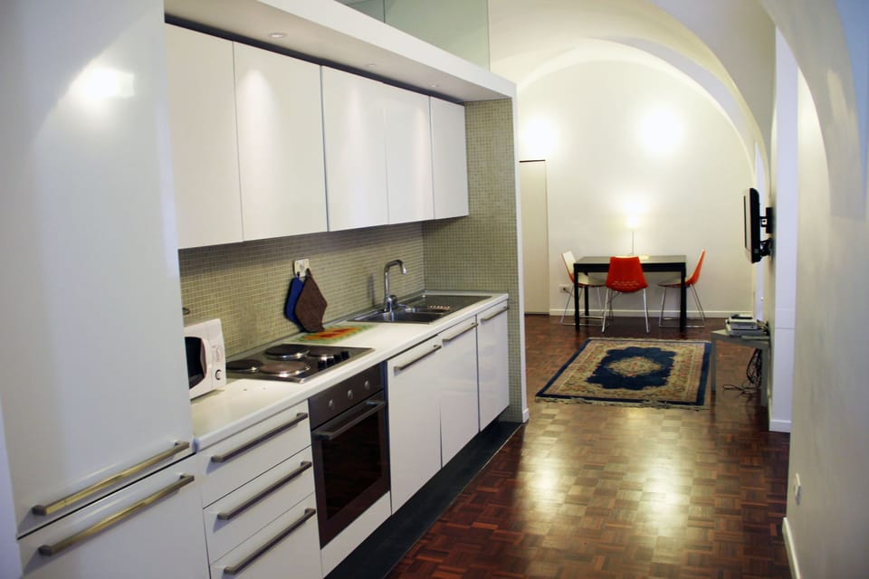 Kitchen & Dining Corner