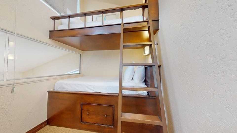 Bunk Room