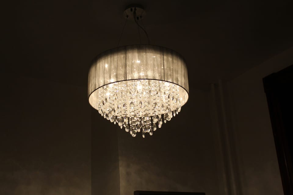 crystals create a unique romantic lighting to the bedoom