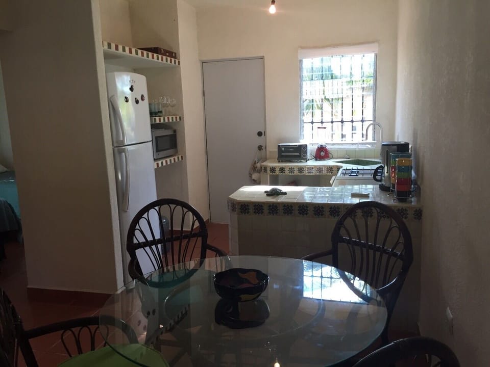 Open kitchen and table