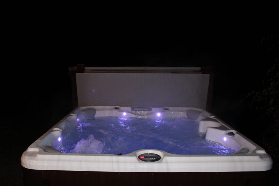 Outdoor Hot Tub