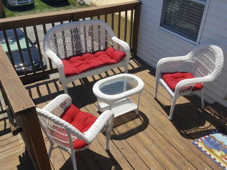 2nd Floor Deck now with a Retractable pergola