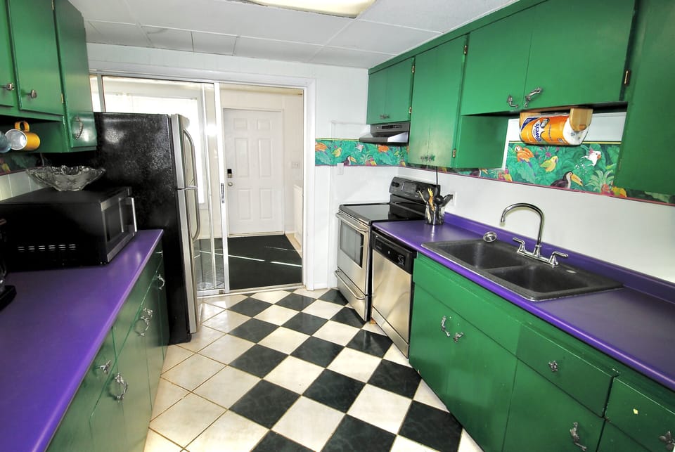 Kitchen looking toward Florida Room