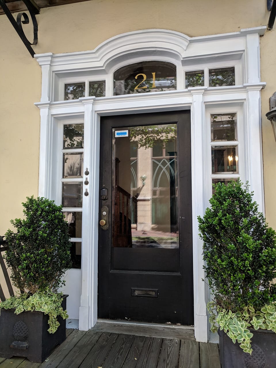 Secure building entrance