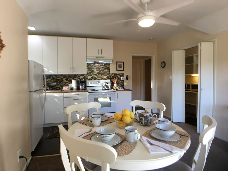 Kitchen/dinning area 