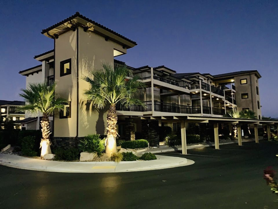 Estancia entrance 