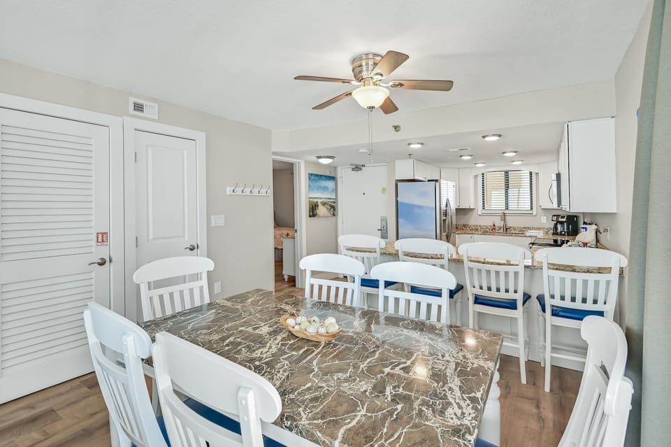Dining area and breakfast nook